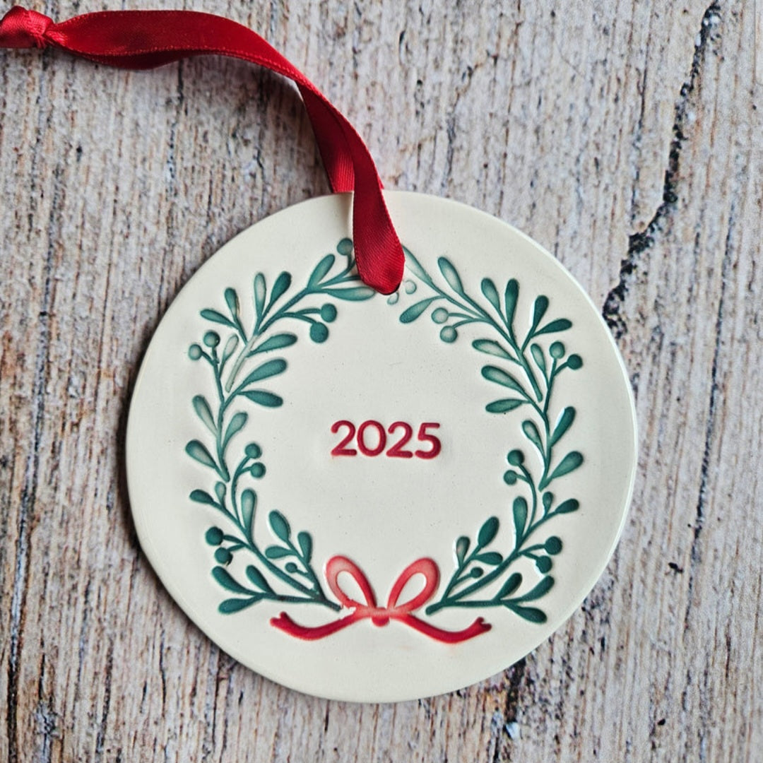 2025 Wreath bauble