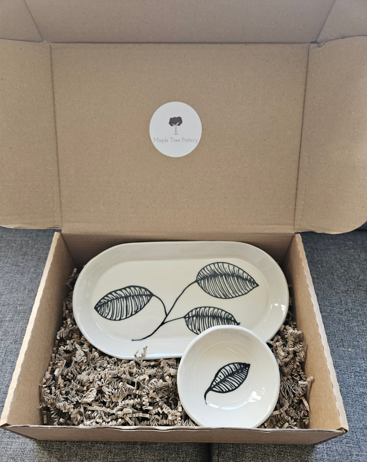 Black Leaves Plate and Bowl Set