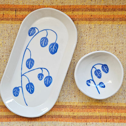 Vines in Cornflower Blue Plate and Bowl Set