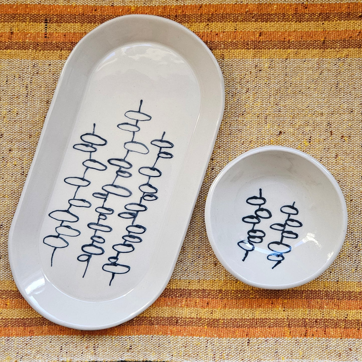 Circles in Midnight Blue Plate and Bowl Set