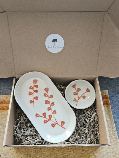 Leaves in Burnt Orange Plate and Bowl Set