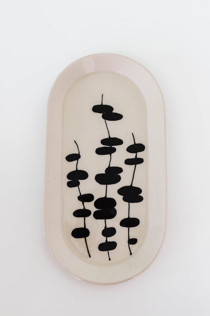 Eucalyptus in Black Plate and Bowl Set