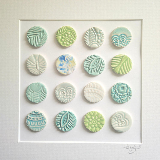 Framed Circles in Soft Sea Colours
