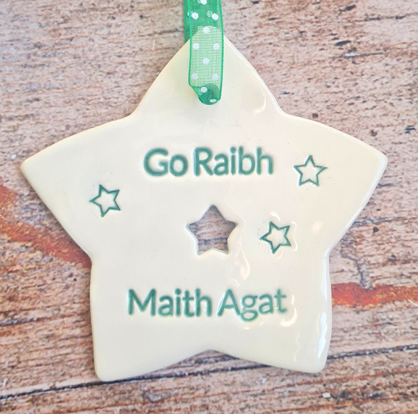 Go Raibh Maith Agat stars